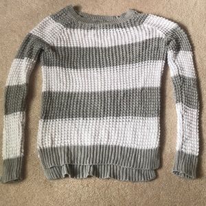 American eagle sweater